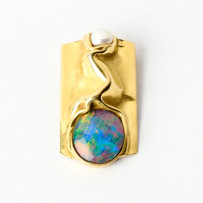 Design by Claude Wesel for Fernand Demaret
Gold...