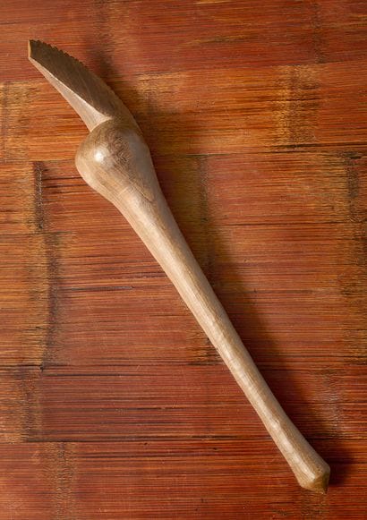 Tribal art - Puzzles - Clubs.
Massue / Head...