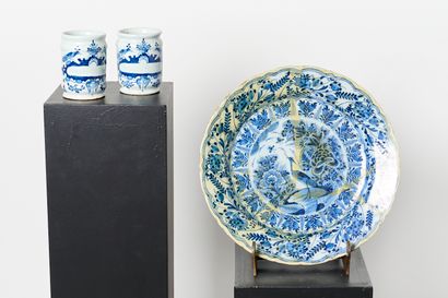 Delft 18th century
Pair of blue-white earthenware...