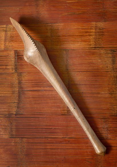 Tribal art - Puzzles - Clubs.
Massue / Head...