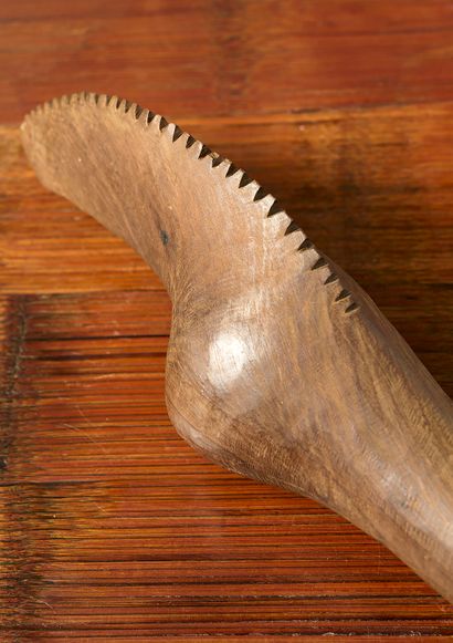 Tribal art - Puzzles - Clubs.
Massue / Head...