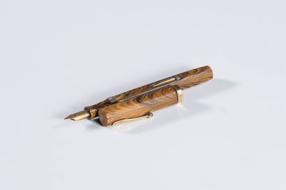 WATERMAN
Waterman's 54 ebonite olive woodgrain...
