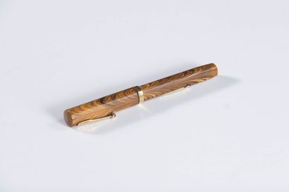 WATERMAN
Waterman's 54 ebonite olive woodgrain...