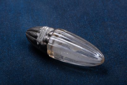 Art Deco
Fasciculated ogive-shaped pocket...