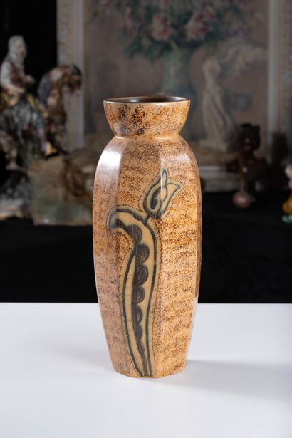 Saint-Ghislain - Louis Randour
Stoneware...