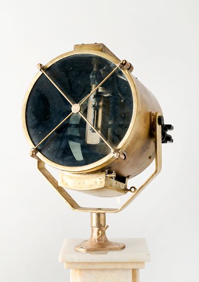 Marine Militaire
Brass and glass naval lighthouse...