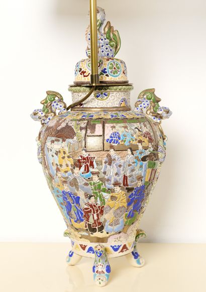 Japon - fin Meiji - Satsuma
Vase monté en...
