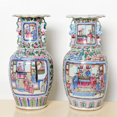 Chine - Porcelaine de Canton
Deux vases (paire...