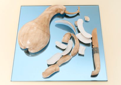 Paolo SABATINI (1942)
La poire pelée. Albâtre,...