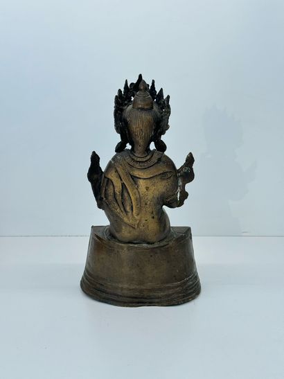 Bouddhisme - Népal
Bouddha en bronze en asana...