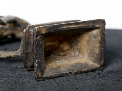 Inde
Divinité sur un Sanglier. Bronze .H....