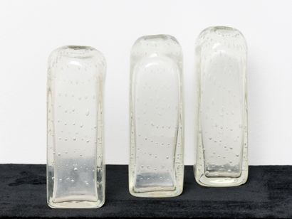 Verrerie année 40
3 vases en ogives carrées...
