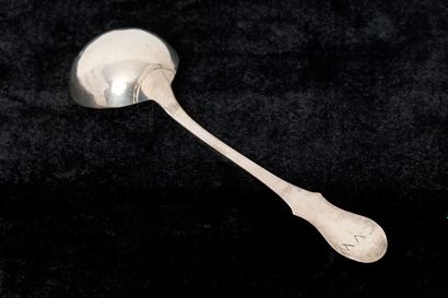 Orfèvrerie XVIIIe époque Louis XV
Cuillère...