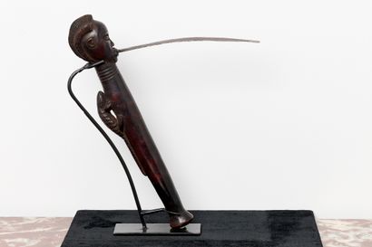 Ethnie SUKU, Congo - Art Tribal - Arme
Hachette...