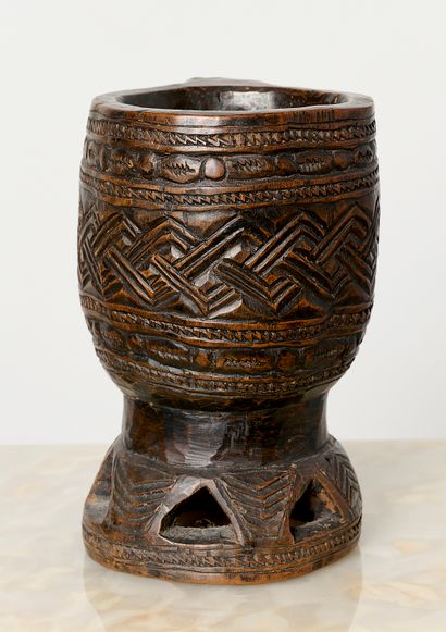 Ethnie KUBA, Congo.
Coupe Kuba à décor de...