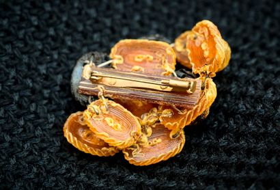 Line VAUTRIN (1913-1997)
Broche en forme...