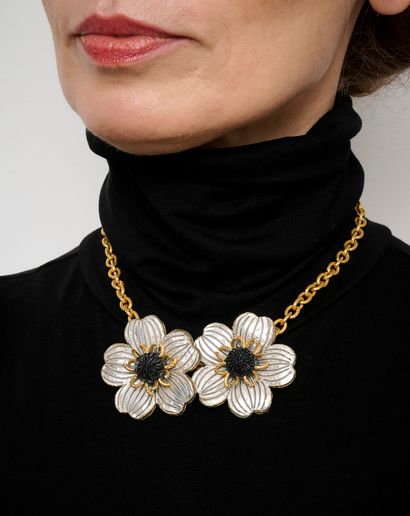 Monique VEDIE (1924-2021)
Collier à deux...