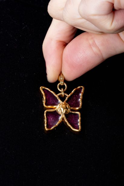 YSL - Yves Saint -Laurent - Paris
Butterfly