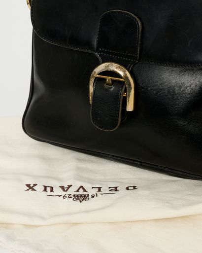 DELVAUX - Brussels
Navy