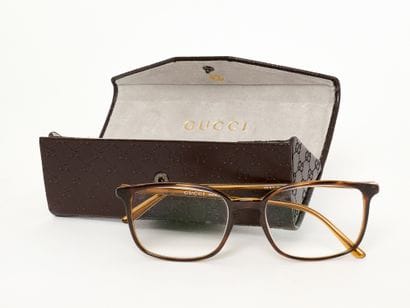 GUCCI - Glasses
Pair of fake tortoiseshell...