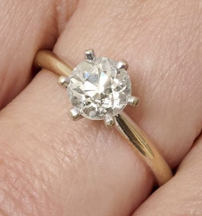 Jewelry - Gold - Diamond
White gold (750)...