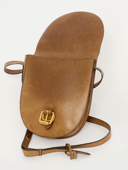 DELVAUX - Brussels
Brown Crossbody