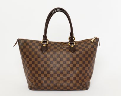 Louis VUITTON - Paris
Damier 