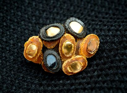 Line VAUTRIN (1913-1997)
Broche en forme...