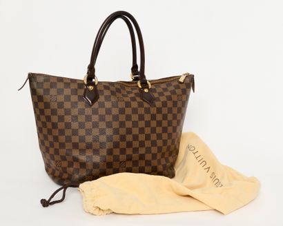 Louis VUITTON - Paris
Damier 