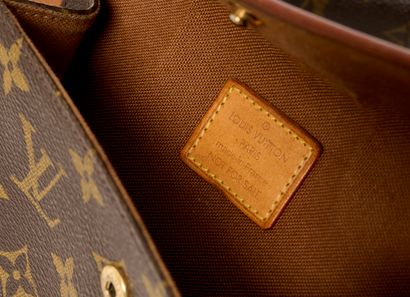 Louis VUITTON - Paris
Set of four 
