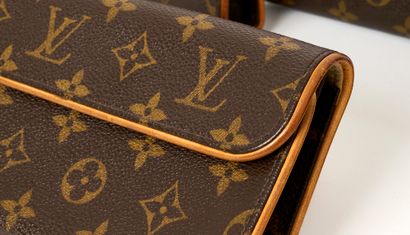 Louis VUITTON - Paris
Set of four 