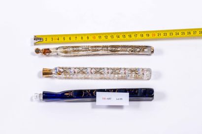 Espagne XIXe
3 flacons de parfum.Un sans...