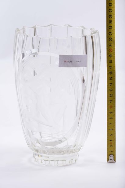 Art Déco - Monogramme R.Z.
Vase en cristal...