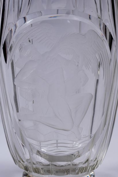 Art Déco - Monogramme R.Z.
Vase en cristal...