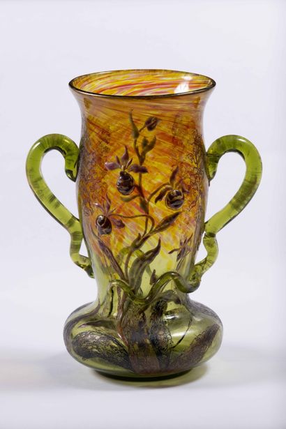Émile GALLÉ (1846-1904)
Vase à anses travaillées...