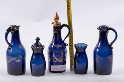 Verre de Bristol, fin XVIIIe
Lot d'une carafe,...