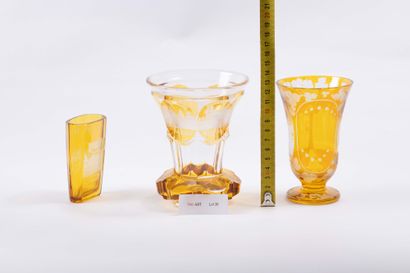 Cristal de Bohème
Deux verres évasés et un...