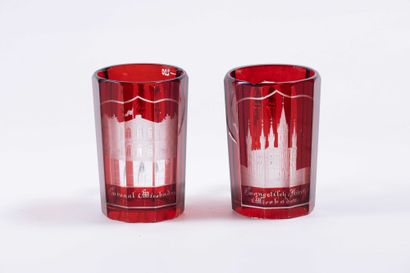 Cristal de Bohème
Lot de deux verres à anses...