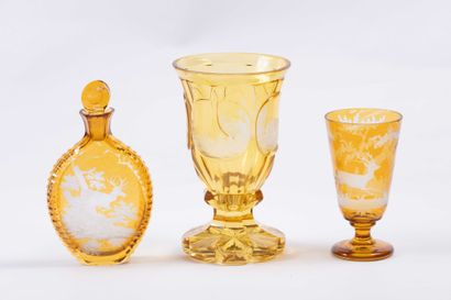 Cristal de Bohème
Flacon et deux verres en...
