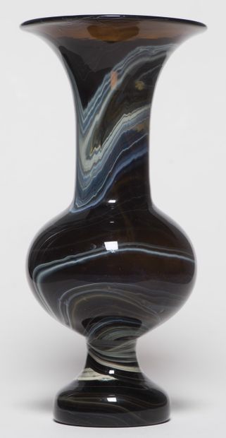 Venise, Murano travail ancien
Vase cornet...