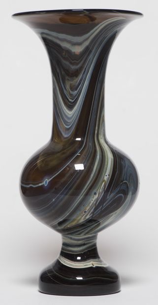 Venise, Murano travail ancien
Vase cornet...