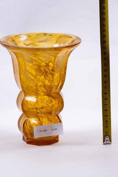 Davidson & Co, Angleterre - Art Déco
Vase...