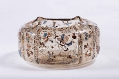 Émile GALLÉ (1846-1904)
Grande coupe de forme...