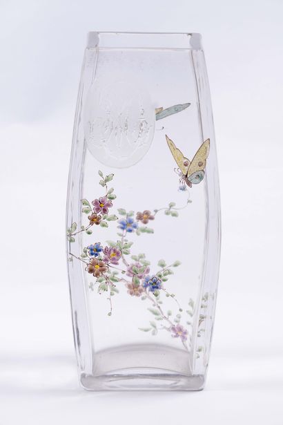 France Art Nouveau
Vase curviligne à décor...