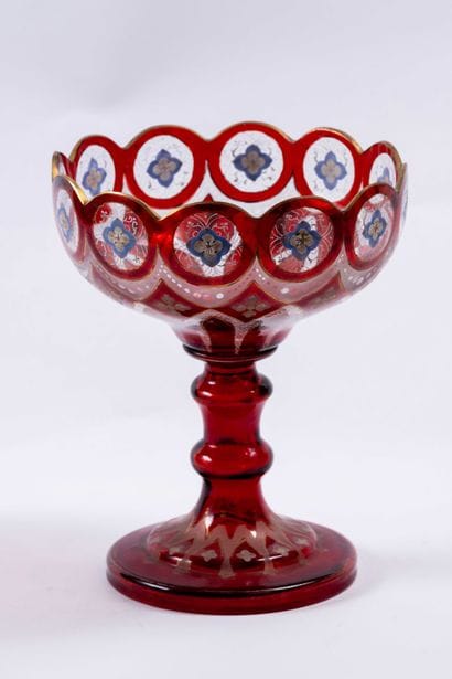Verre de Bohème ou Ottoman
Coupe sur pied...
