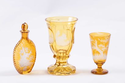 Cristal de Bohème
Flacon et deux verres en...