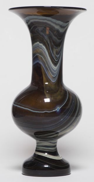 Venise, Murano travail ancien
Vase cornet...