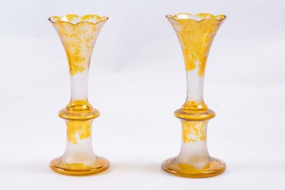 Cristal de Bohème
Paire de vase cornet en...