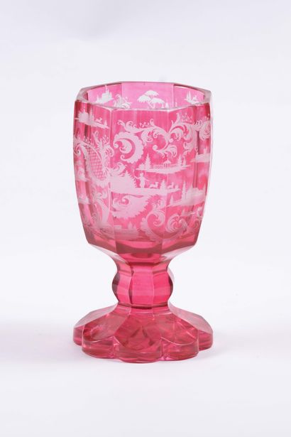 Cristal de Bohème
Verre en forme de calice...