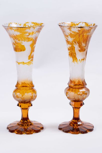 Cristal de Bohème
Paire de vase cornet en...